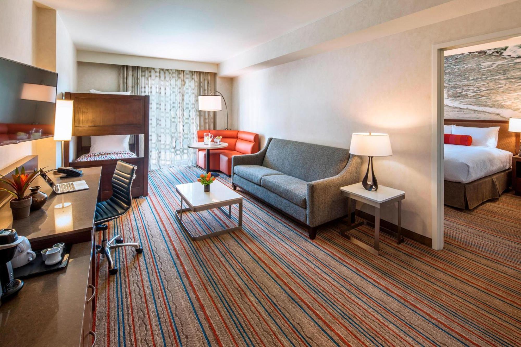 Courtyard Anaheim Theme Park Entrance Hotel Bagian luar foto