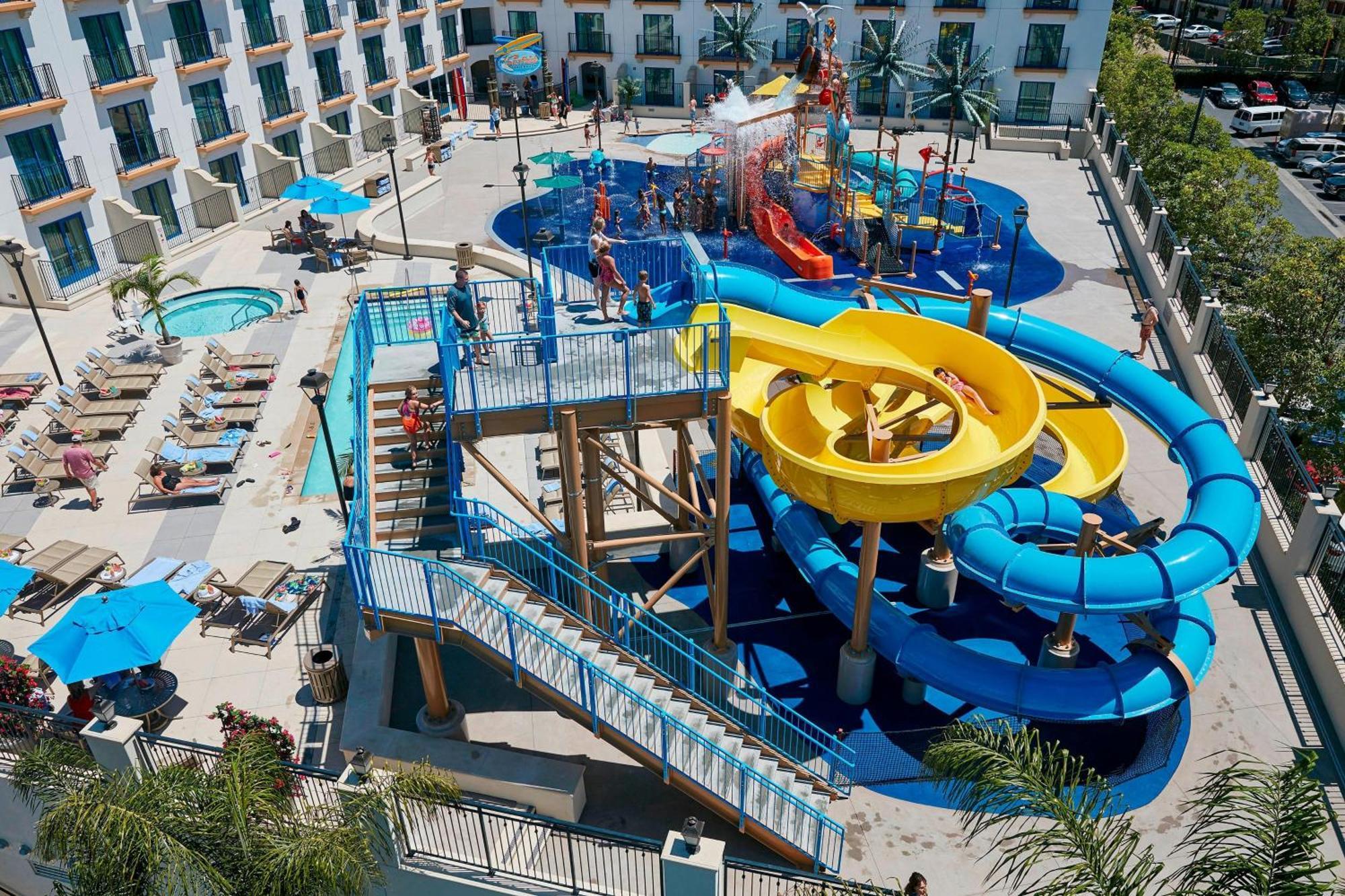 Courtyard Anaheim Theme Park Entrance Hotel Bagian luar foto